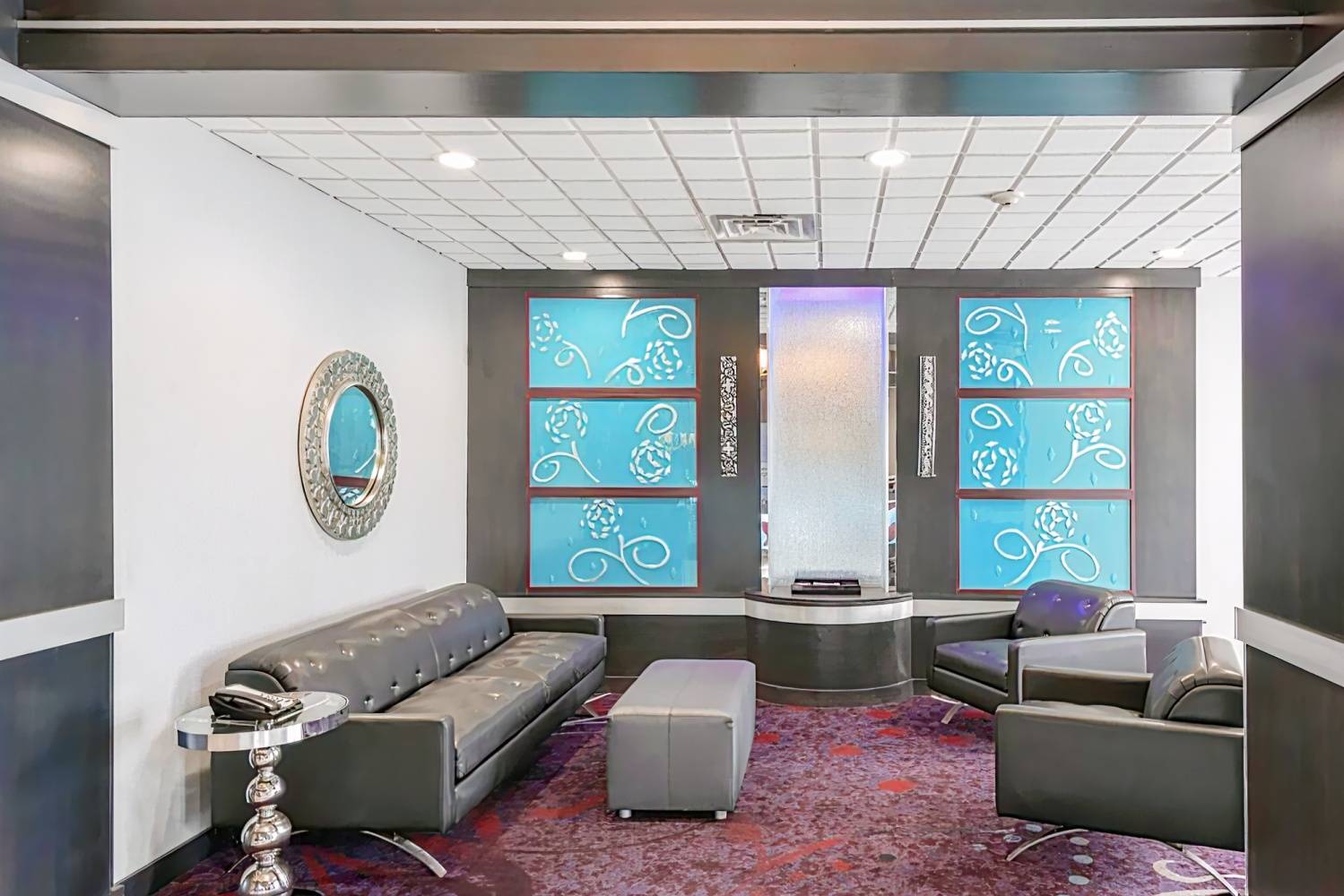 Holiday Inn Express & Suites Columbus - Polaris Parkway