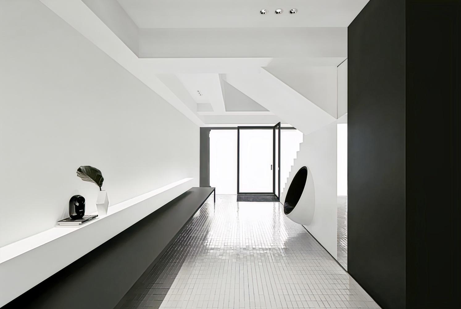 Hotel Mono (SG Clean)