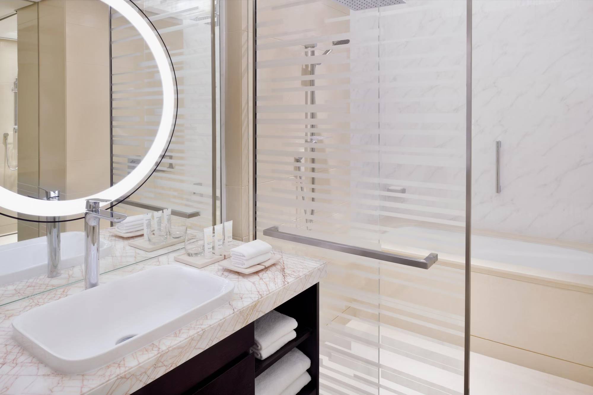 Crowne Plaza Dubai Marina, an IHG Hotel