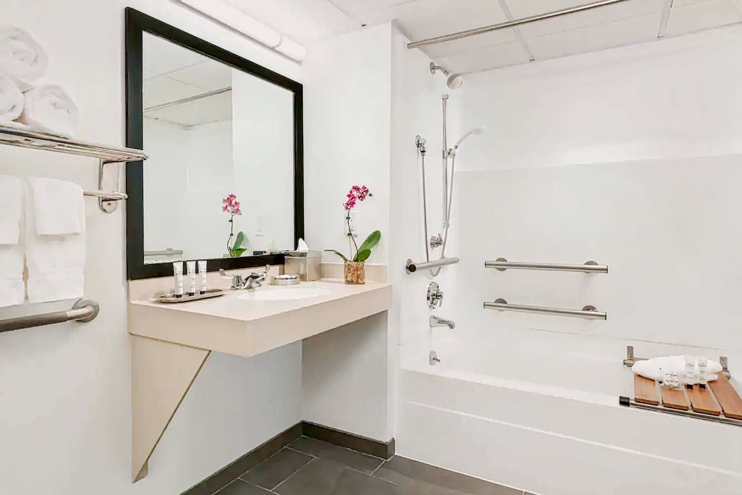 Studio Allston Hotel