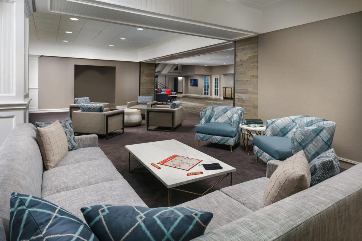 Hotel Caza Fisherman’s Wharf