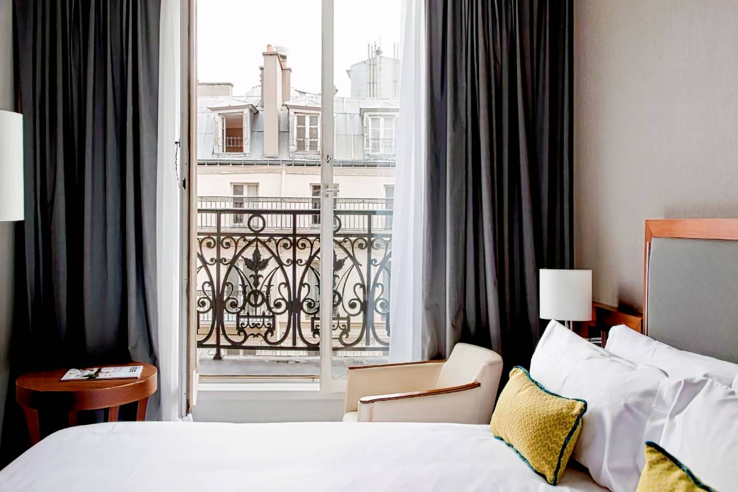 Crowne Plaza Paris République, an IHG Hotel