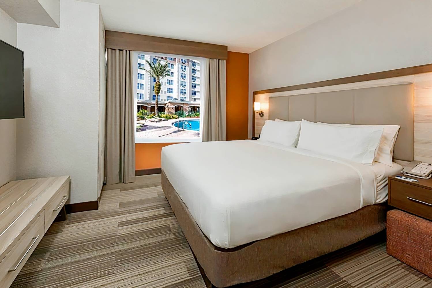 Holiday Inn Express & Suites S Lake Buena Vista