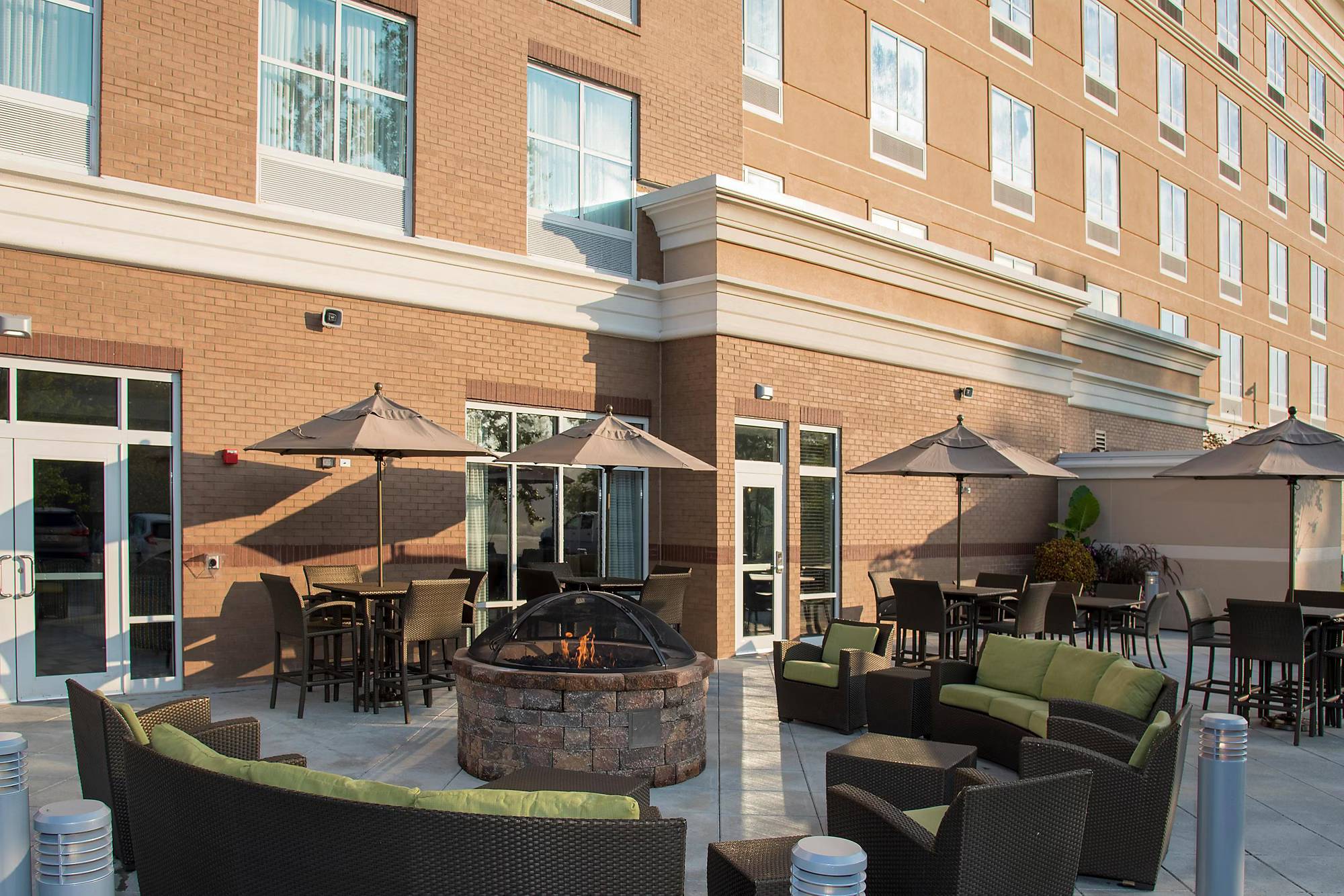 Holiday Inn Indianapolis Airport, an IHG Hotel