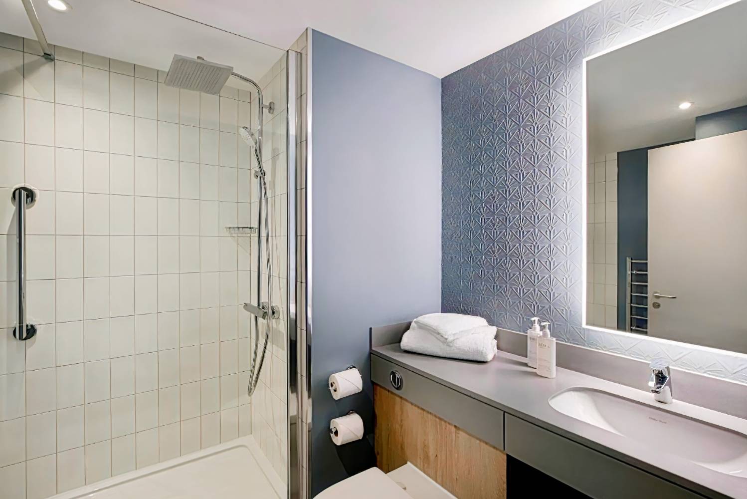 Leonardo Hotel Bristol City