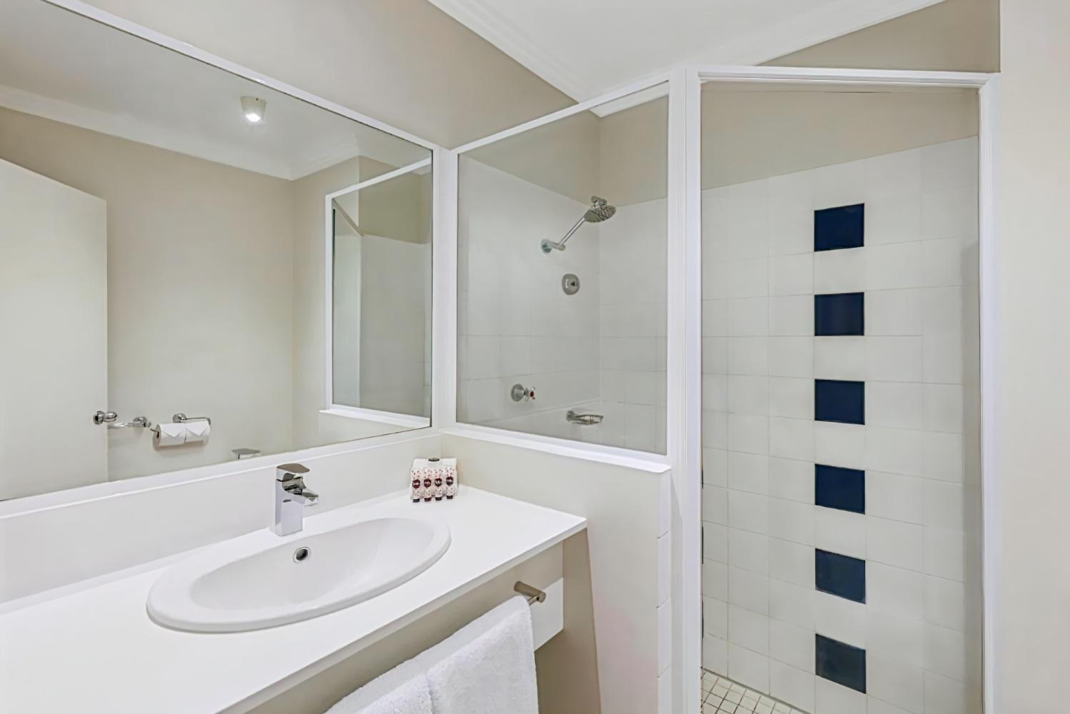 Travelodge Hotel Garden City Brisbane