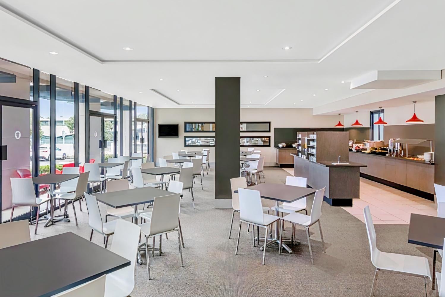 Travelodge Hotel Garden City Brisbane