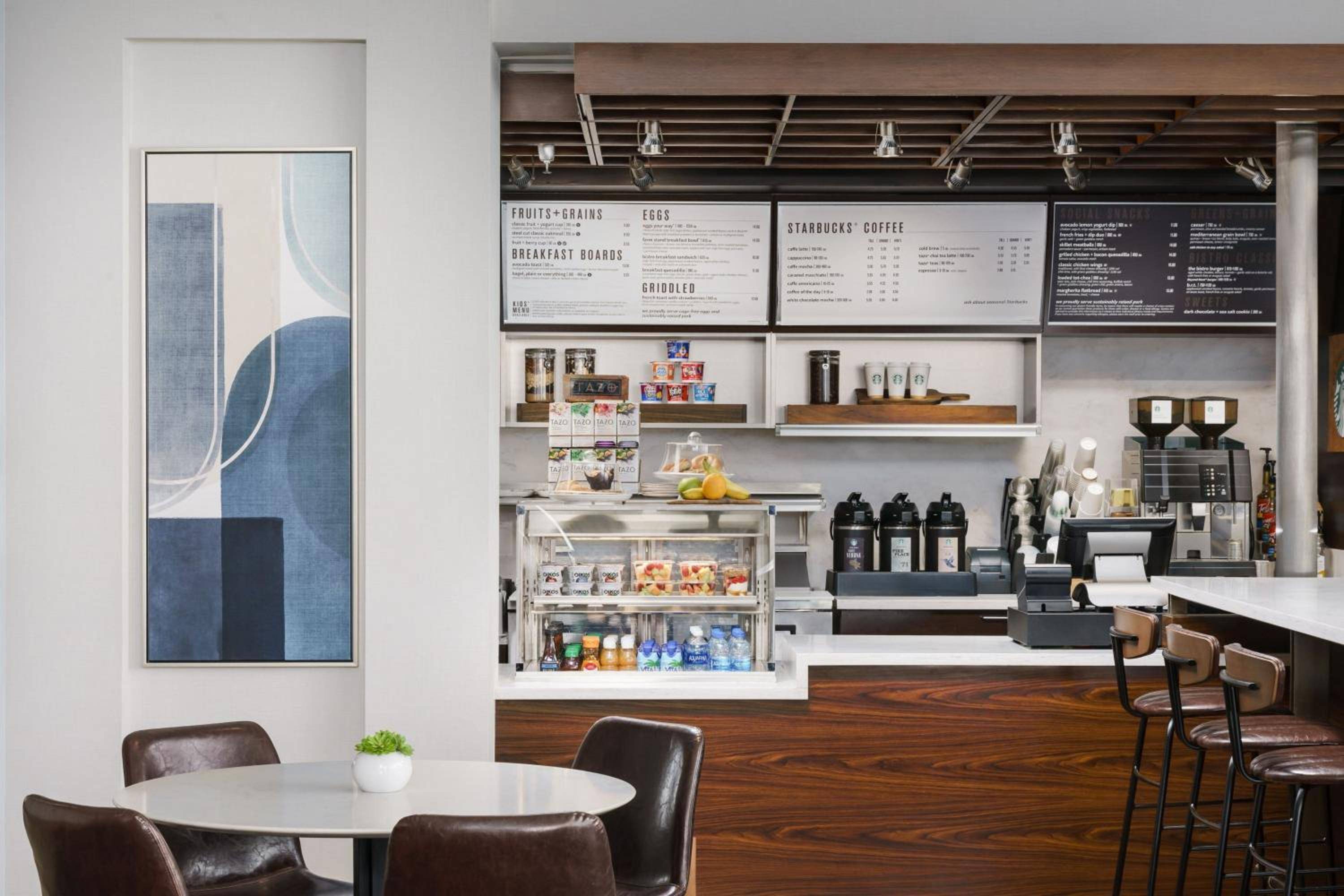 Courtyard by Marriott Los Angeles Woodland Hills