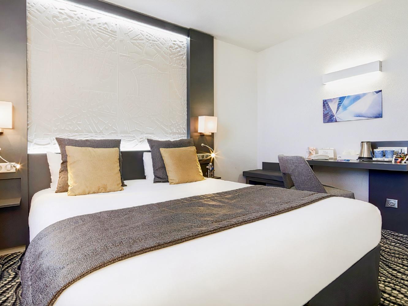 Kyriad Paris Ouest - Bezons La Défense