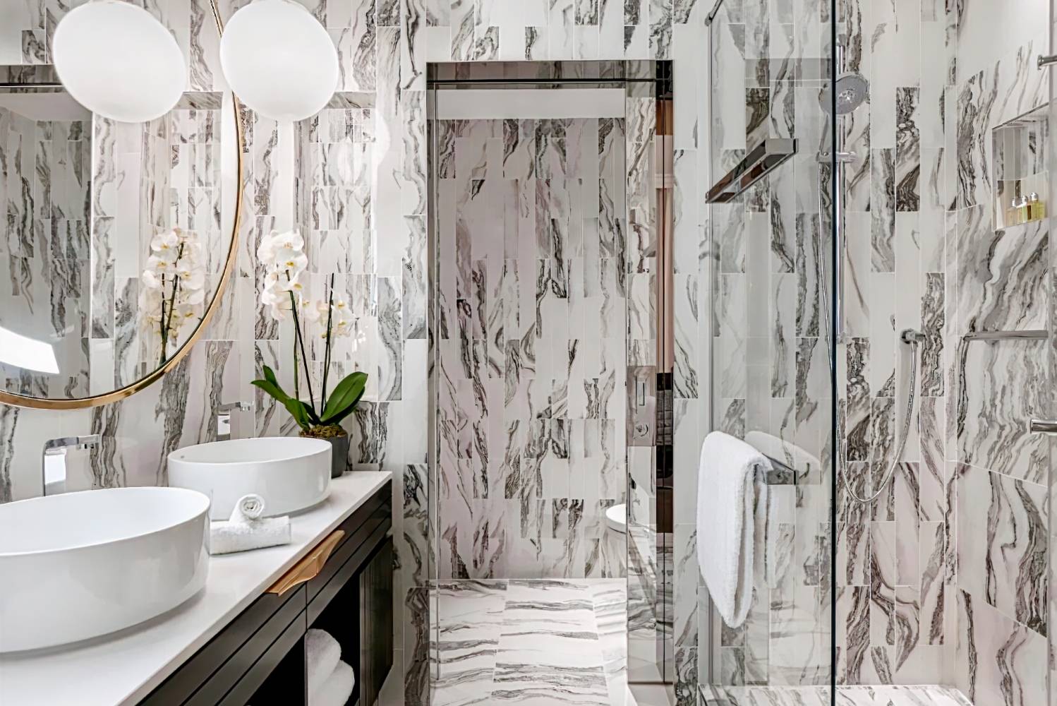 La Clef Champs-Élysées Paris by The Crest Collection