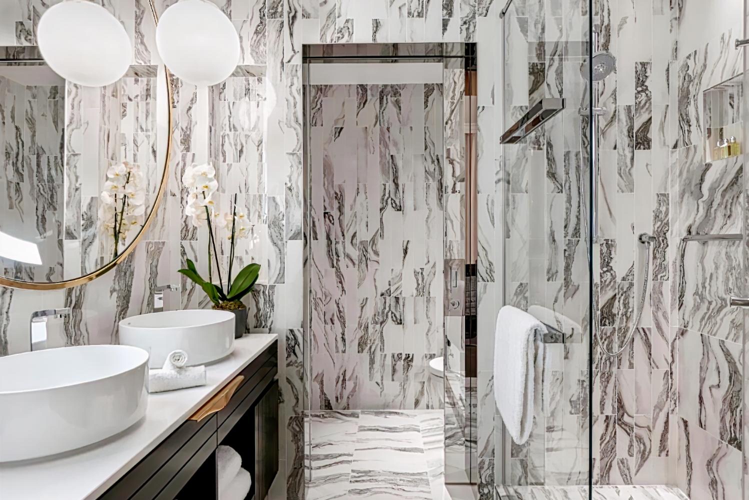 La Clef Champs-Élysées Paris by The Crest Collection