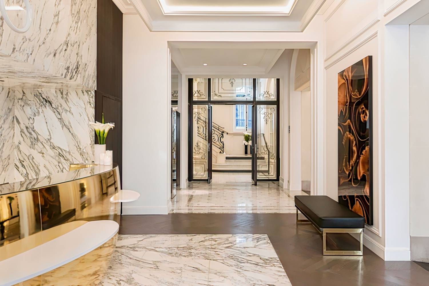 La Clef Champs-Élysées Paris by The Crest Collection