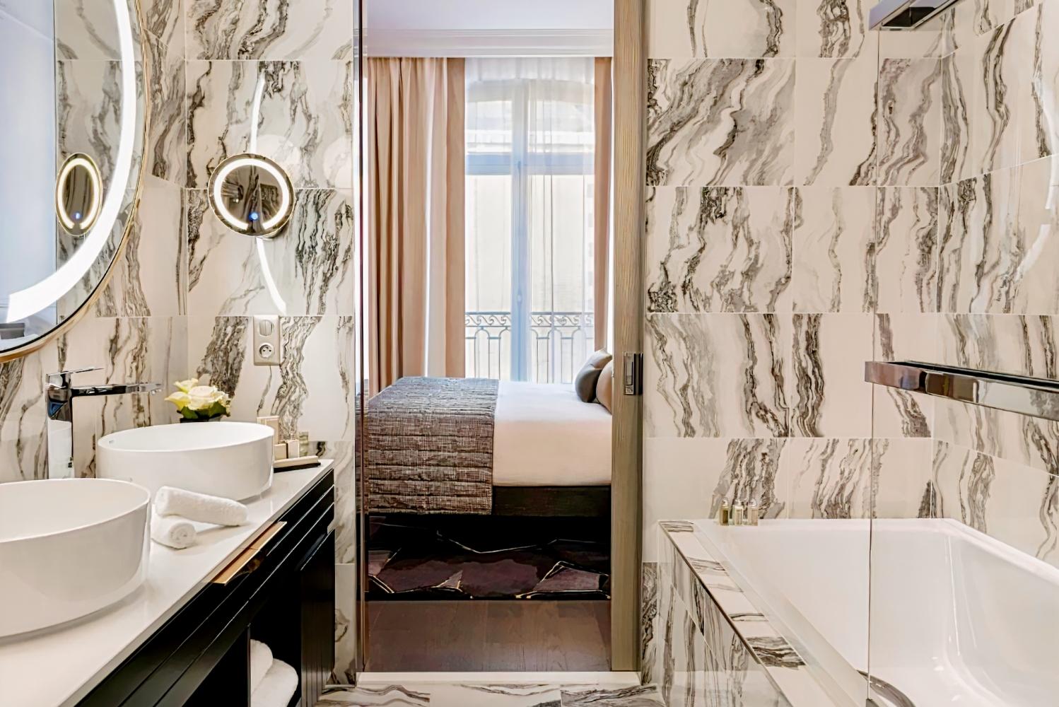 La Clef Champs-Élysées Paris by The Crest Collection