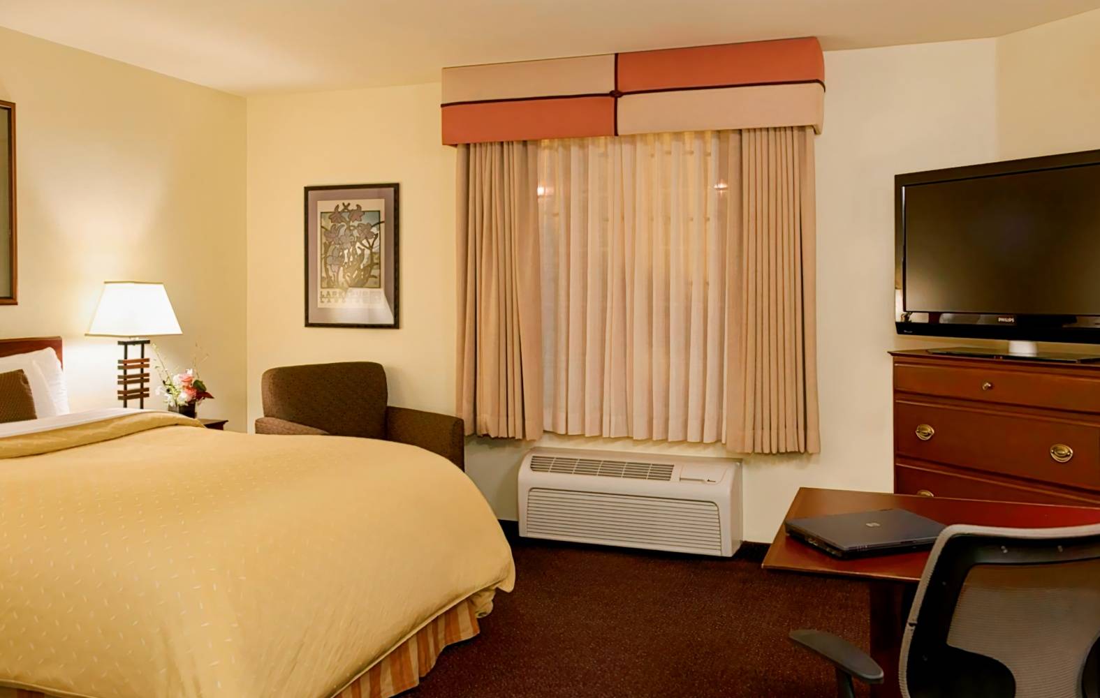 Larkspur Landing Campbell