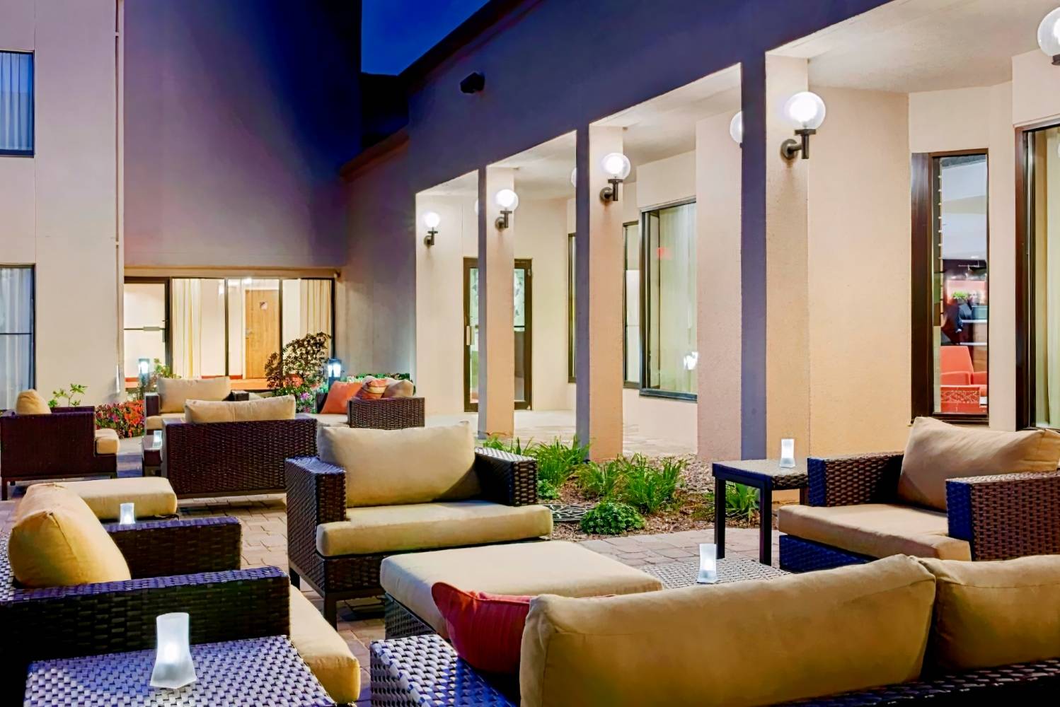 Sonesta Select Milwaukee Brookfield