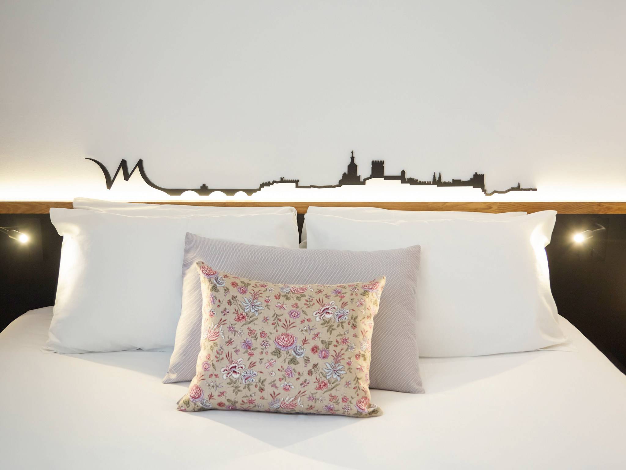 Mercure Avignon Gare TGV