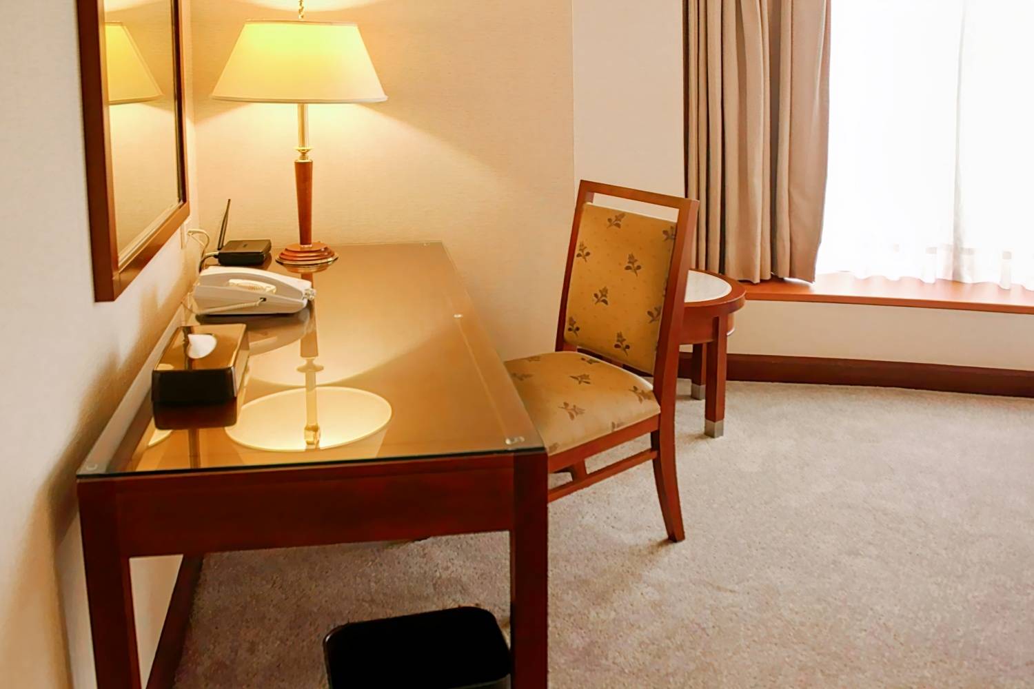 尊爵大飯店 Monarch Plaza Hotel