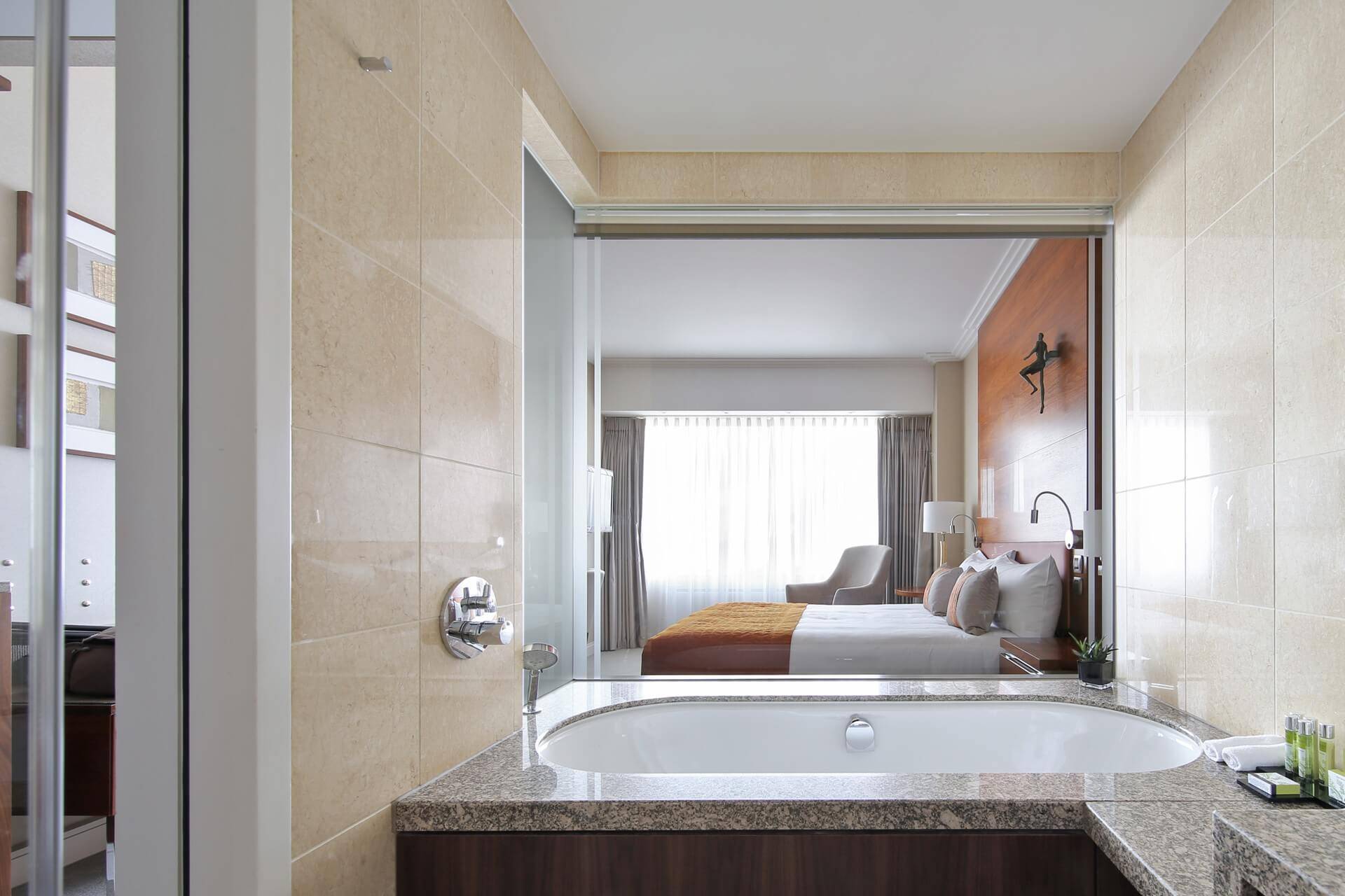 Hotel Okura Amsterdam - The Leading Hotels of the World