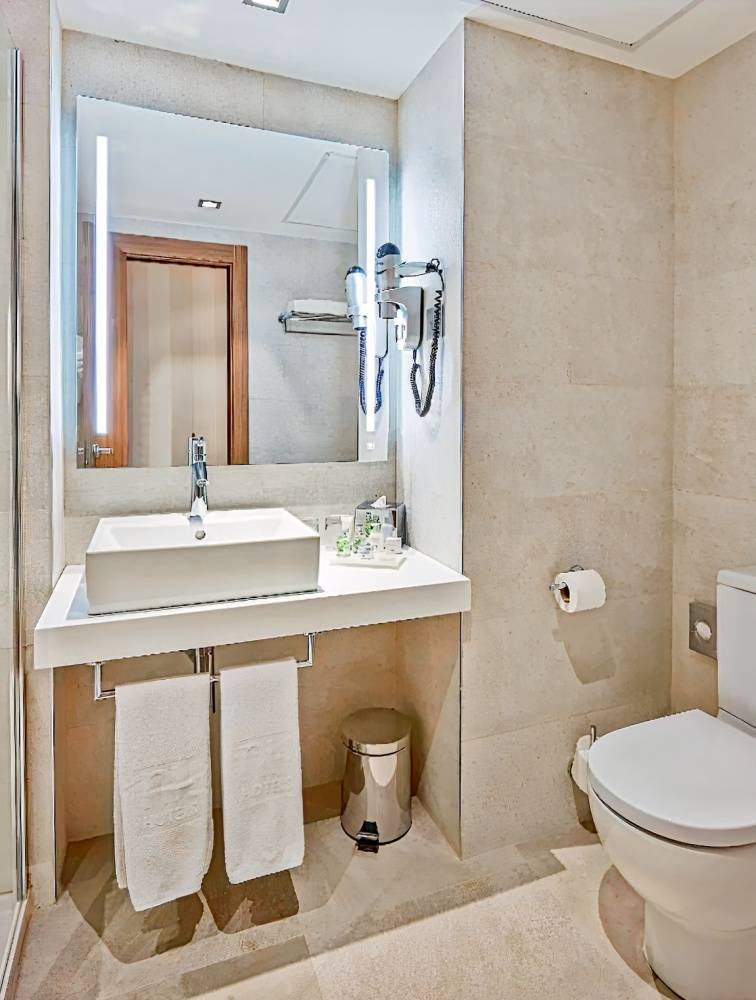 NH Barcelona Les Corts