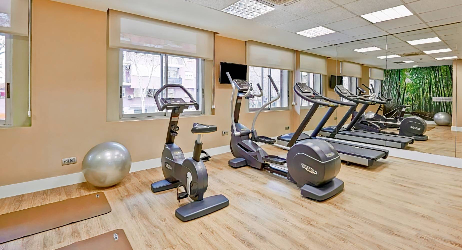 NH Barcelona Les Corts