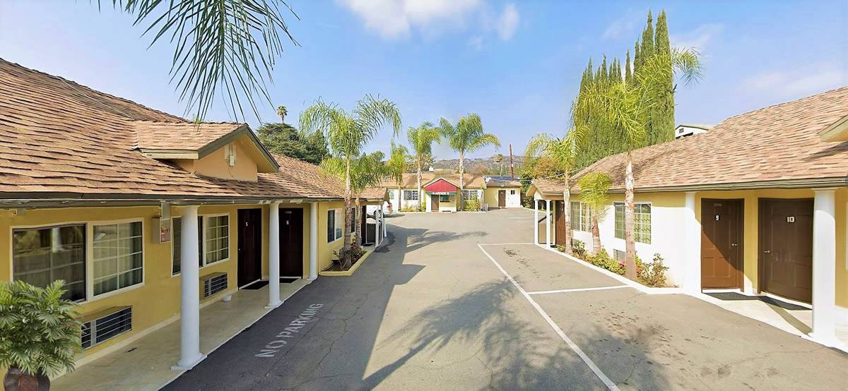 Rose Bowl Motel