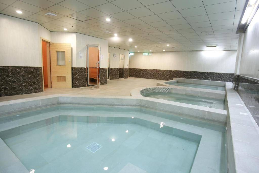 名都觀光渡假大飯店 Le Beau Max Resort