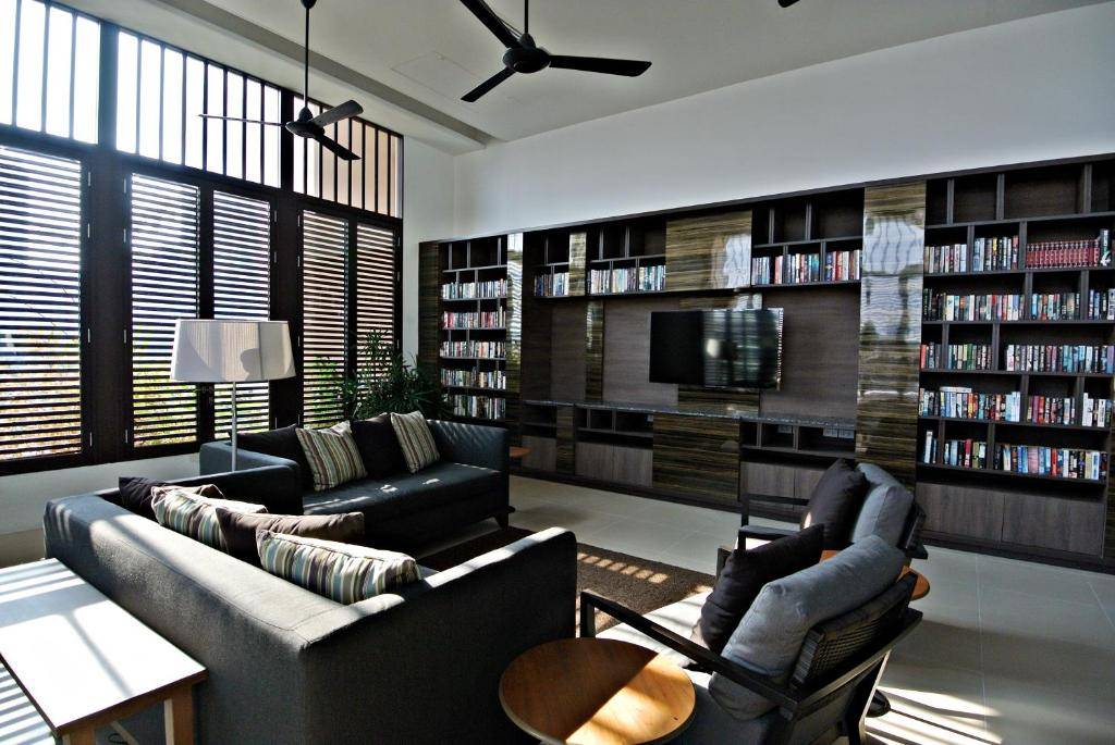 Somerset Park Suanplu