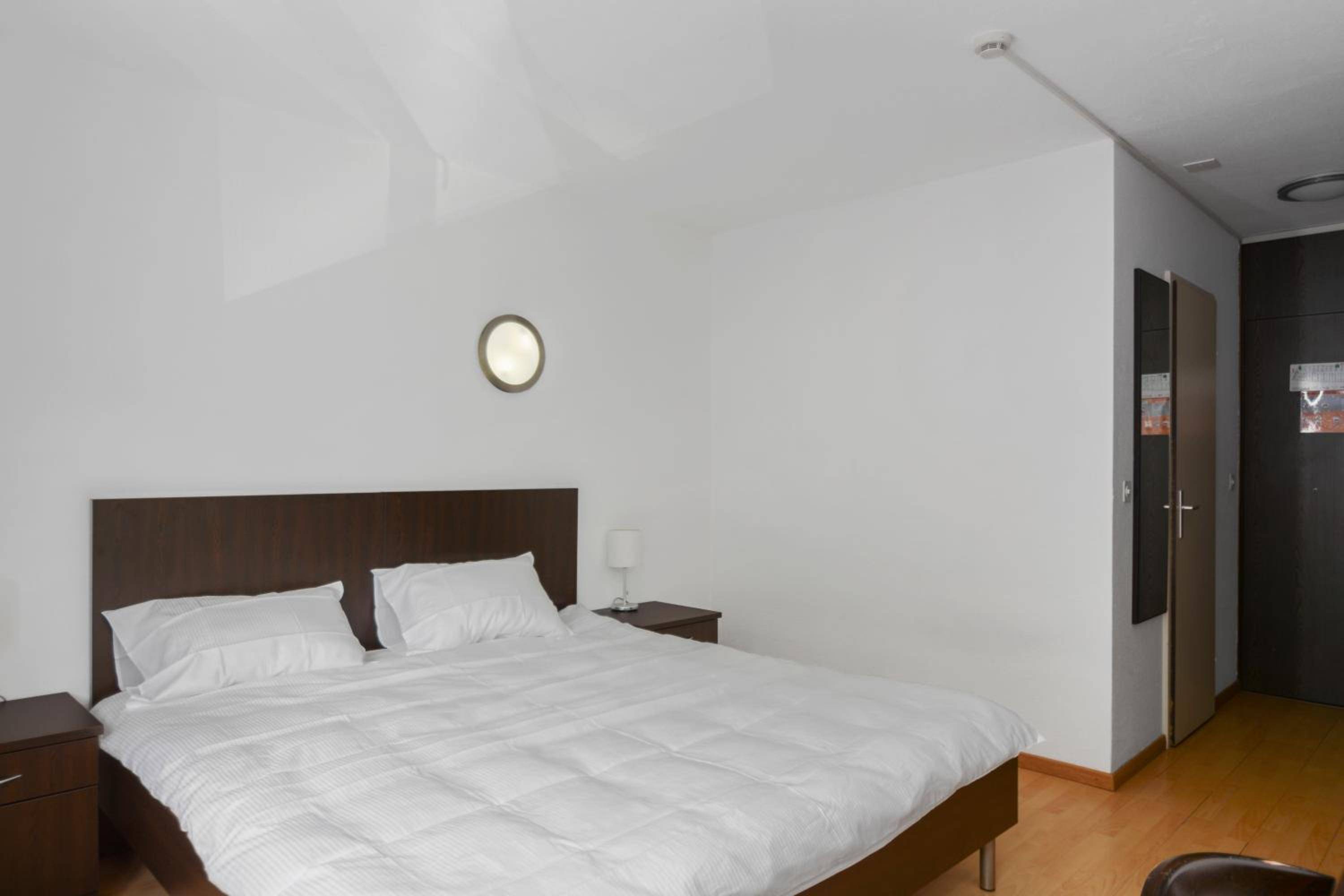 Neuchatel City Hotel