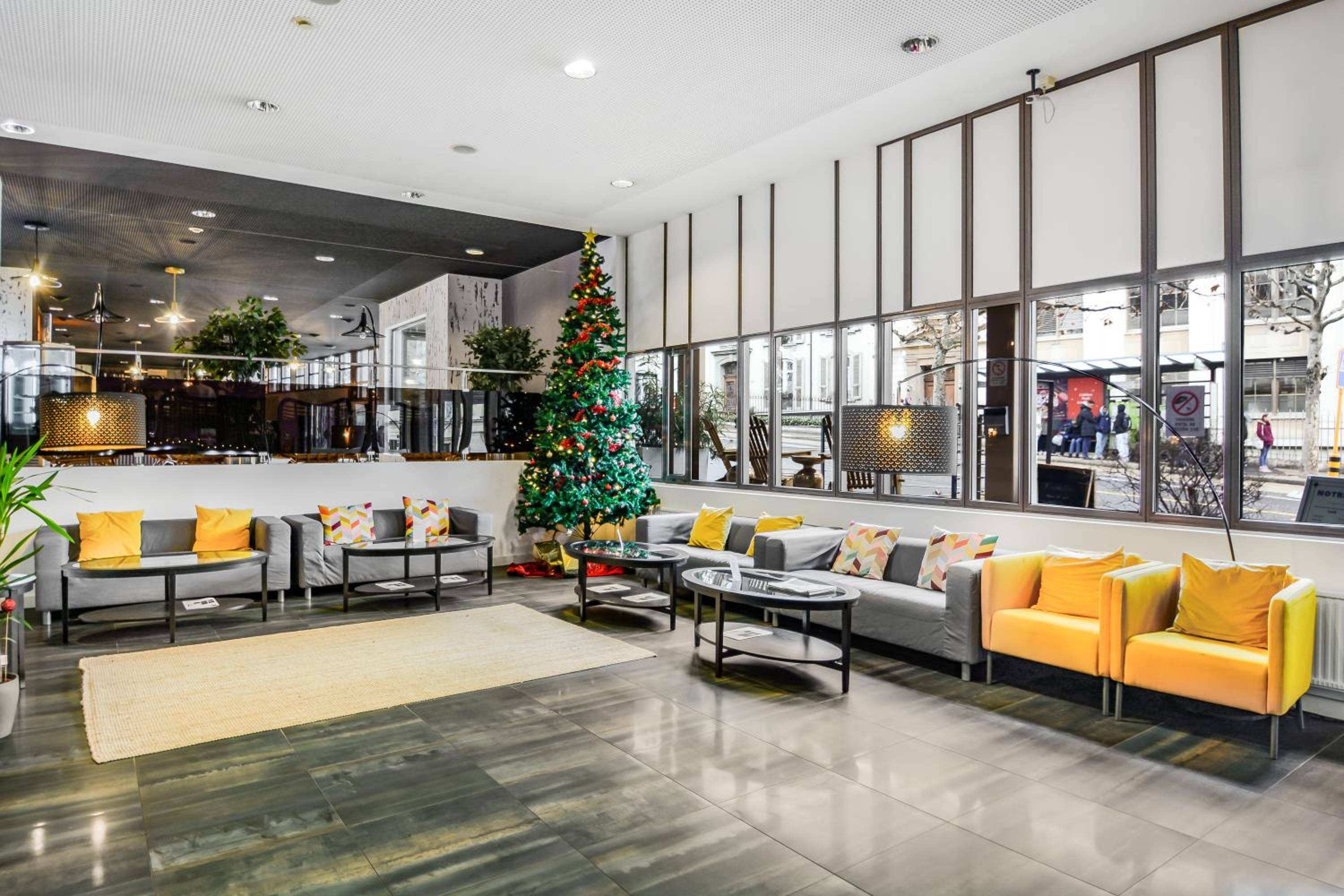 Neuchatel City Hotel