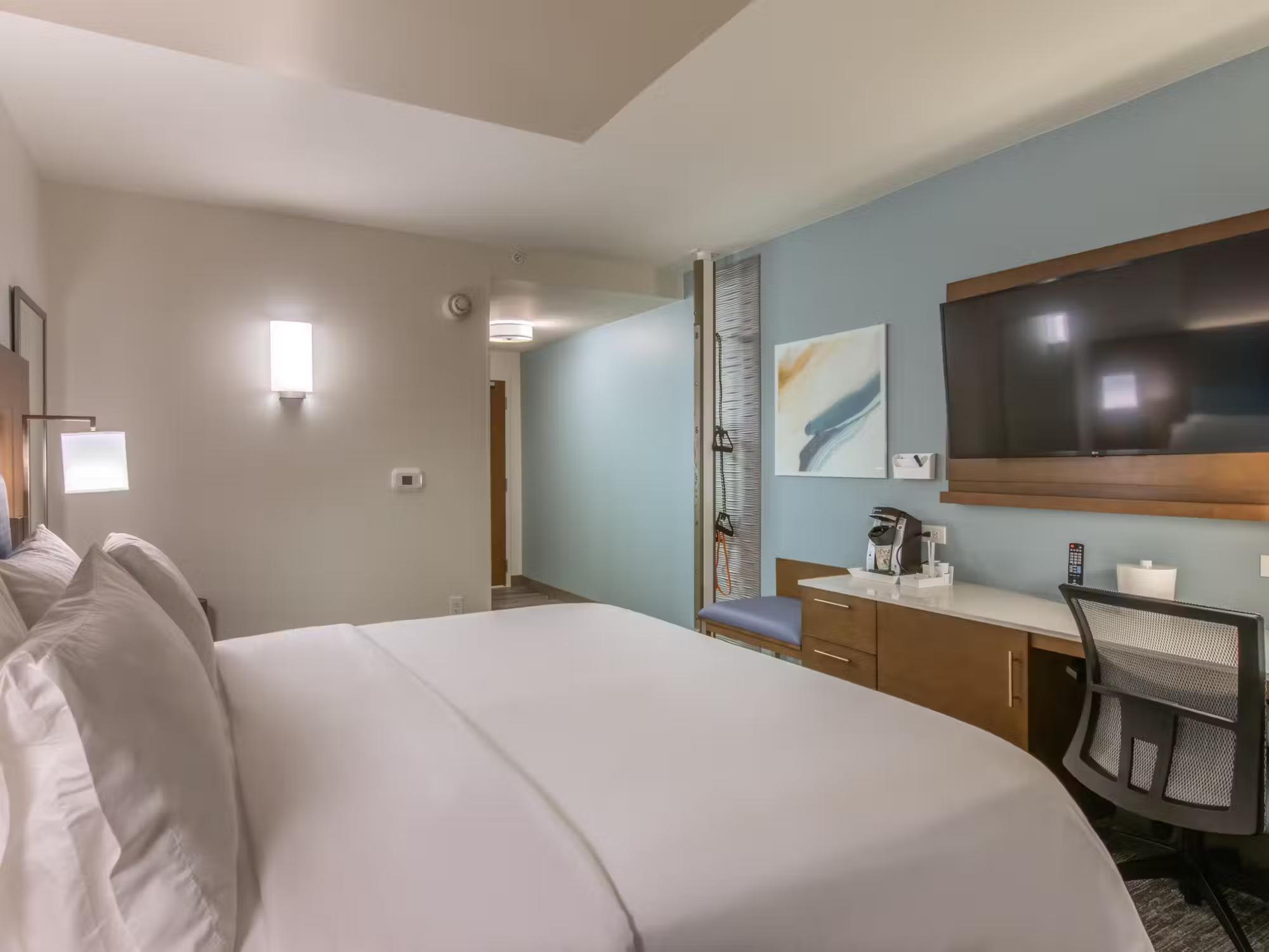 EVEN Hotel Atlanta - Cobb Galleria, an IHG Hotel