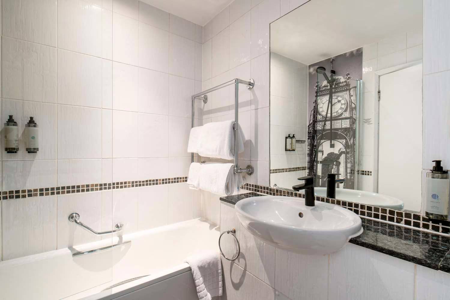 The Queen at Chester Hotel, BW Premier Collection