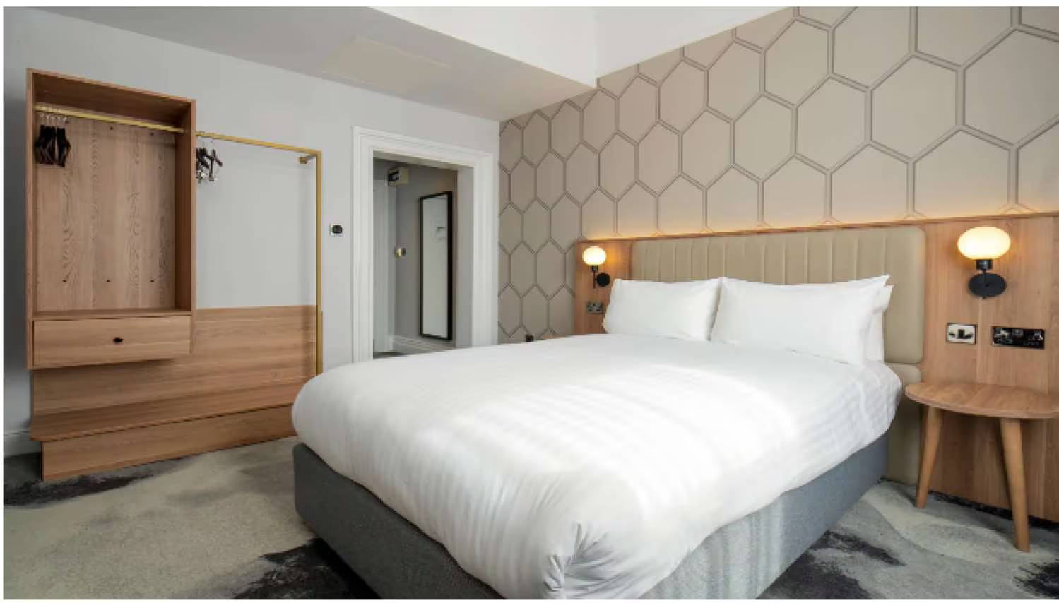 The Queen at Chester Hotel, BW Premier Collection