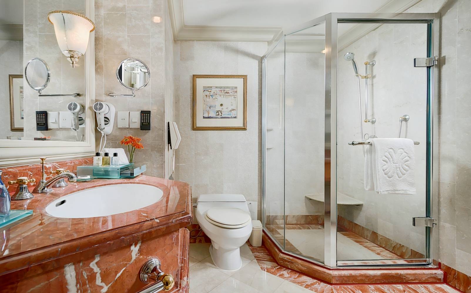 漢來大飯店 Grand Hi-Lai Hotel