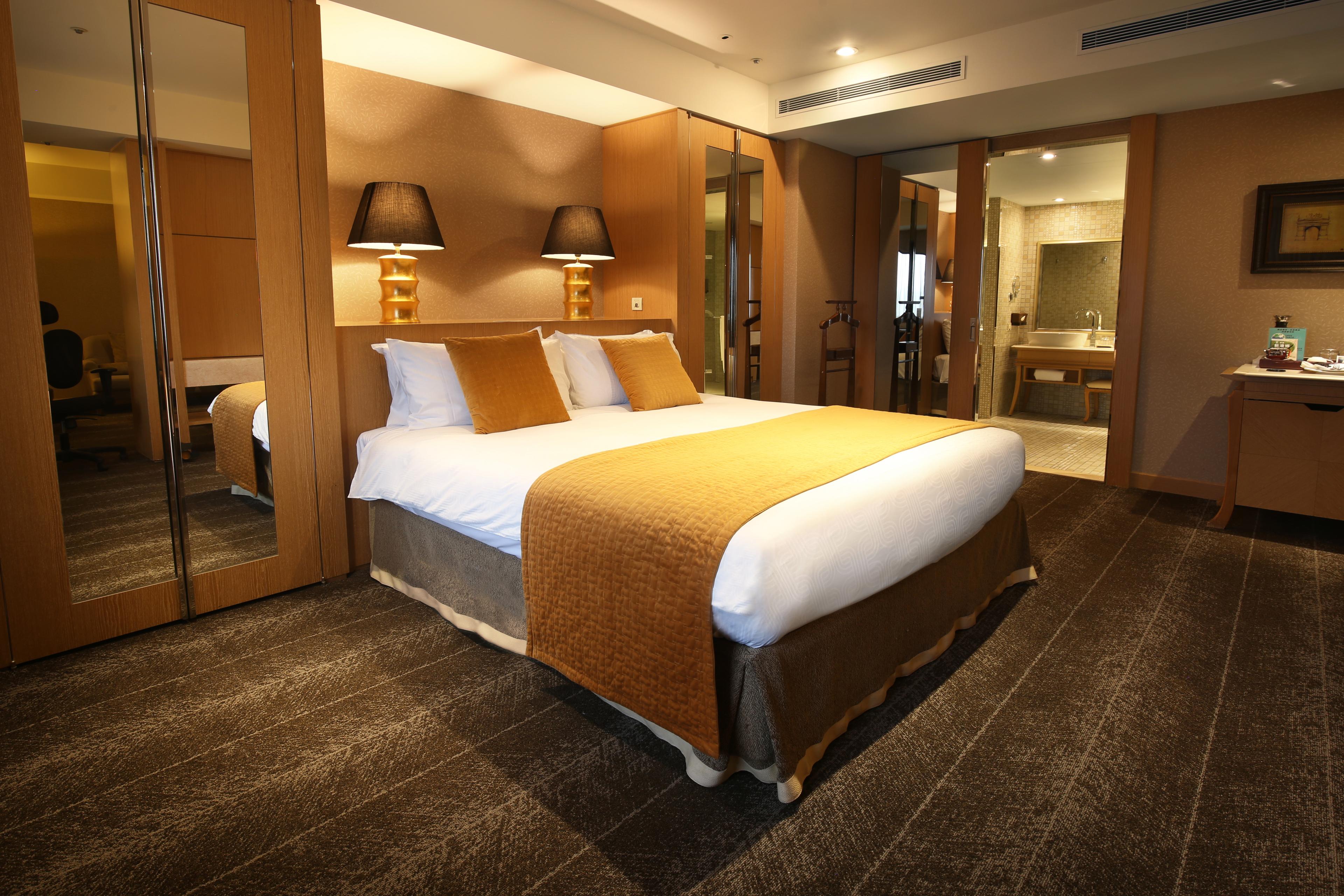 新莊翰品酒店 Chateau de Chine Hotel Xinzhuang