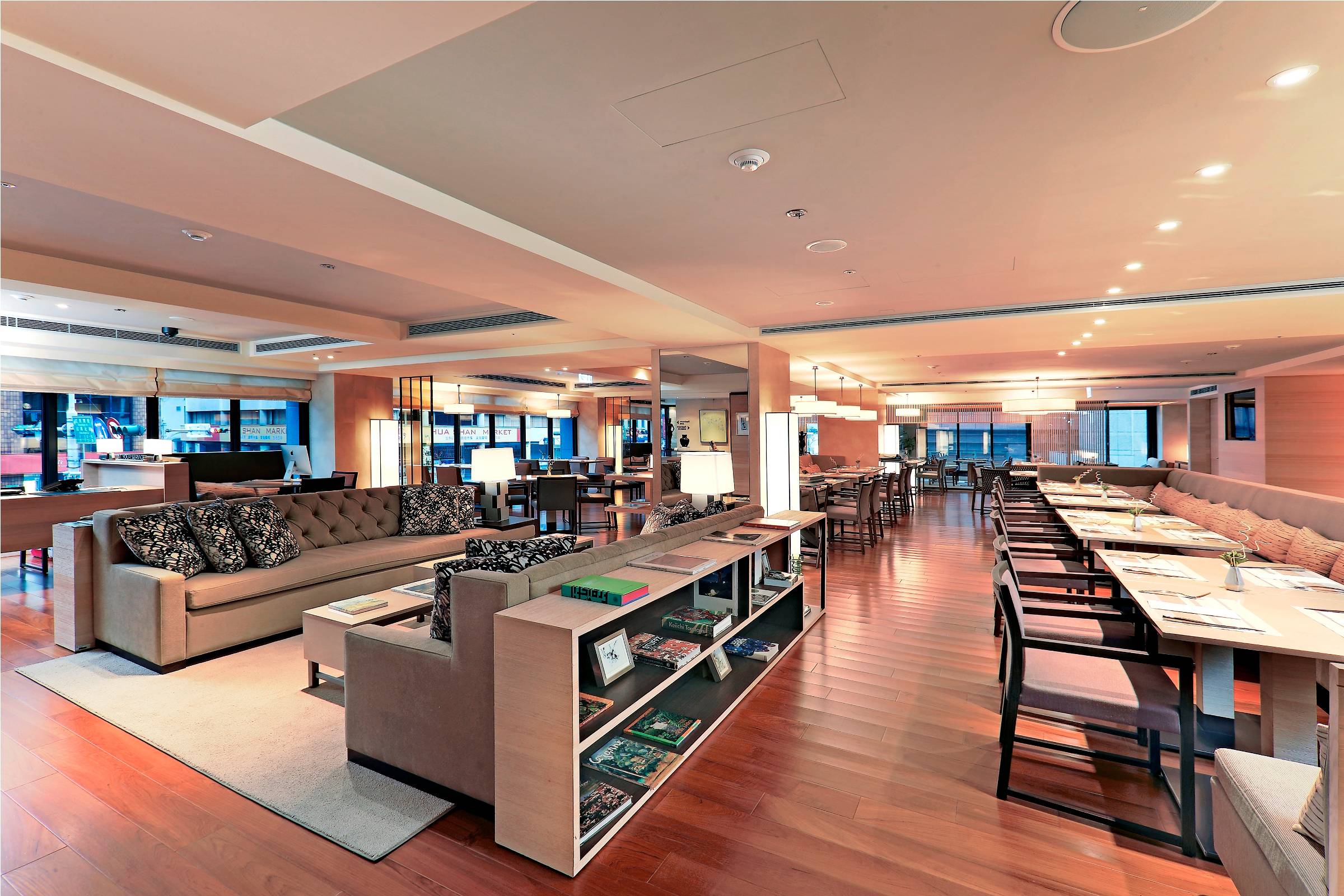  和逸飯店．台北忠孝館 COZZI ZHONGXIAO TAIPEI HOTEL