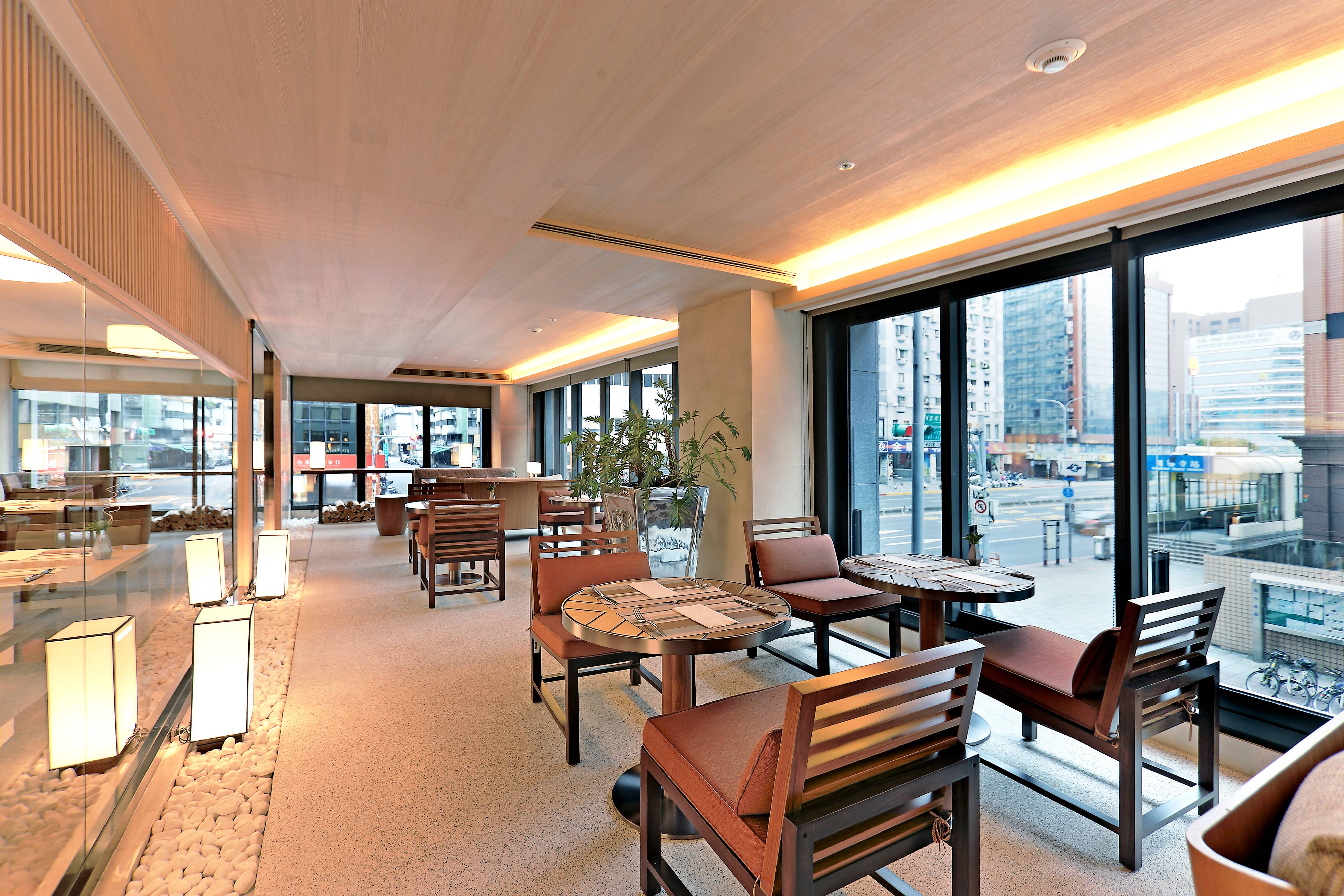  和逸飯店．台北忠孝館 COZZI ZHONGXIAO TAIPEI HOTEL