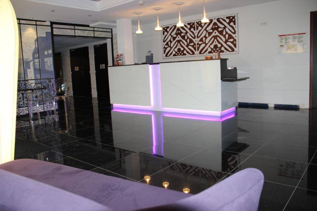 Kyriad Saint Quentin en Yvelines Montigny