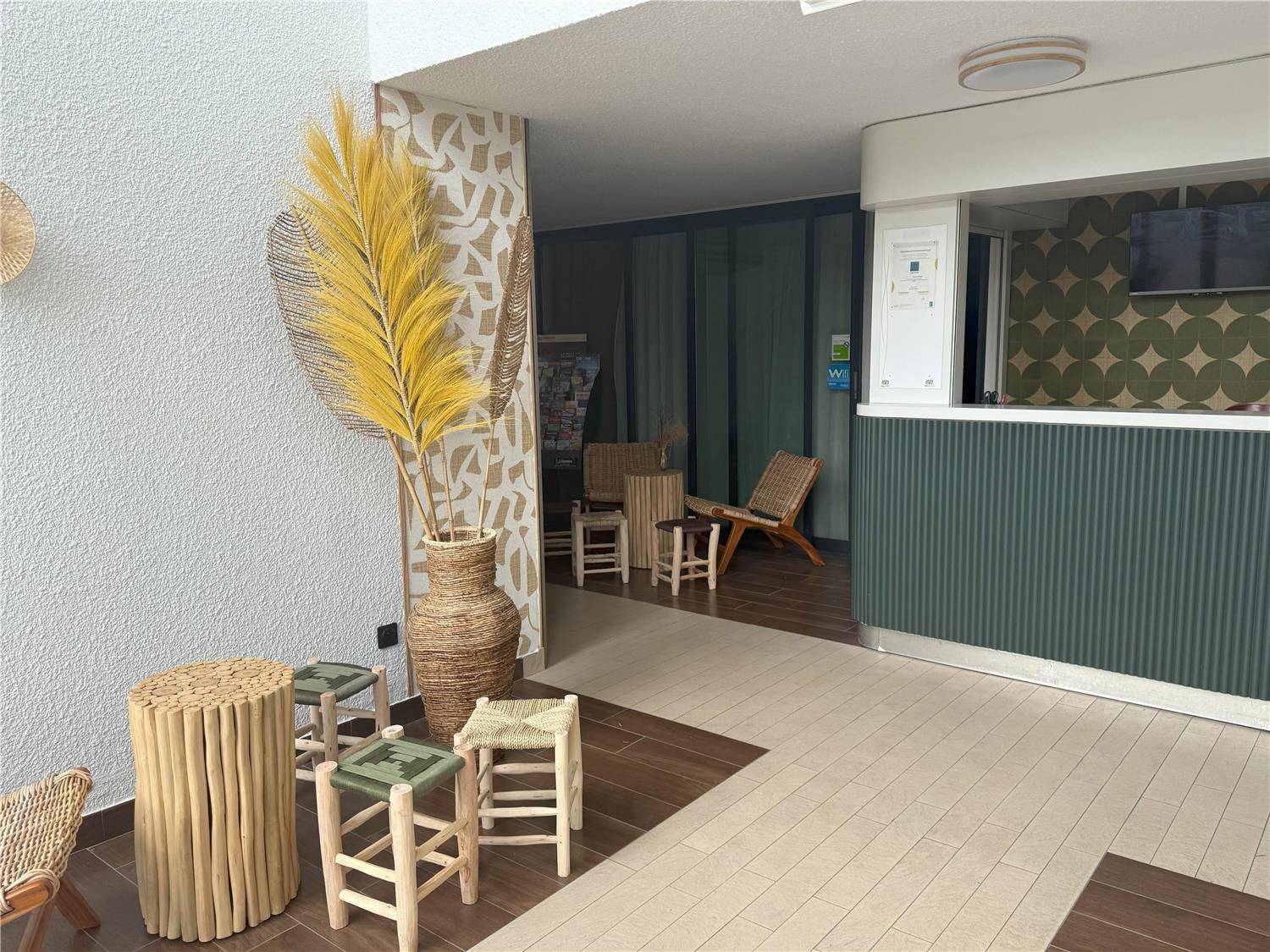 Sure Hotel by Best Western Valence Nord