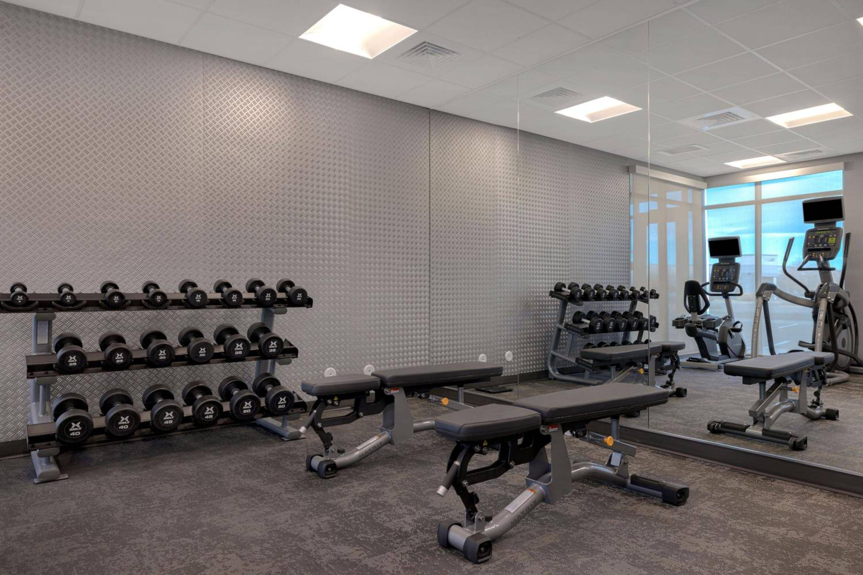 Fairfield by Marriott Inn & Suites Denver Airport at Gateway Park