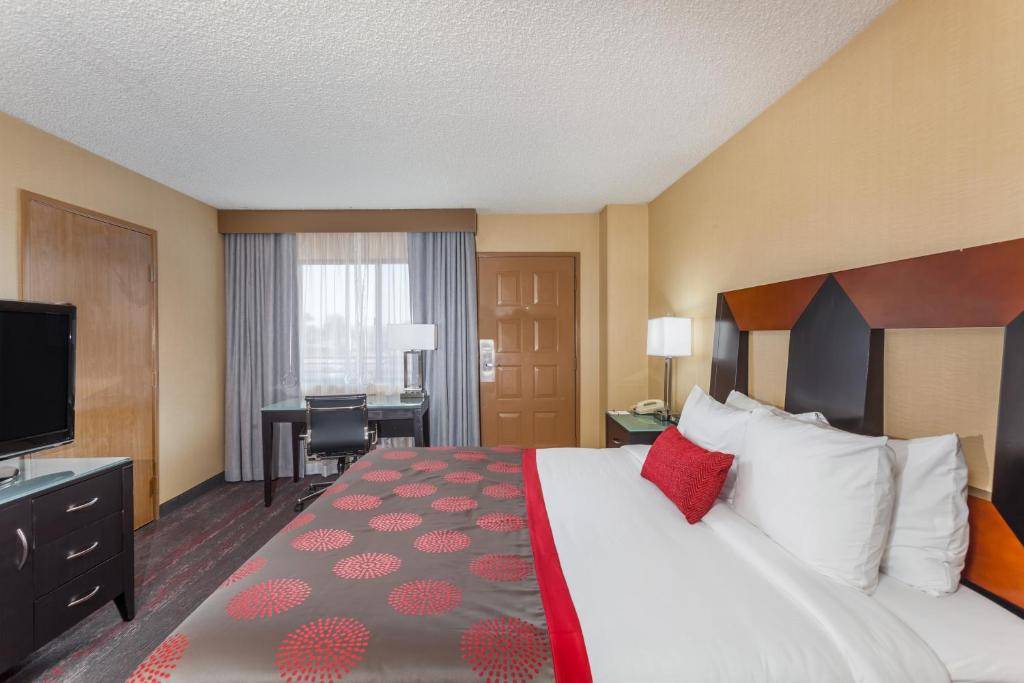 Ramada by Wyndham San Diego National City