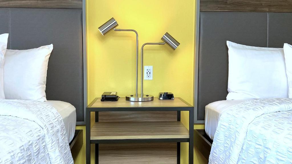 Tru by Hilton - Baltimore Harbor East