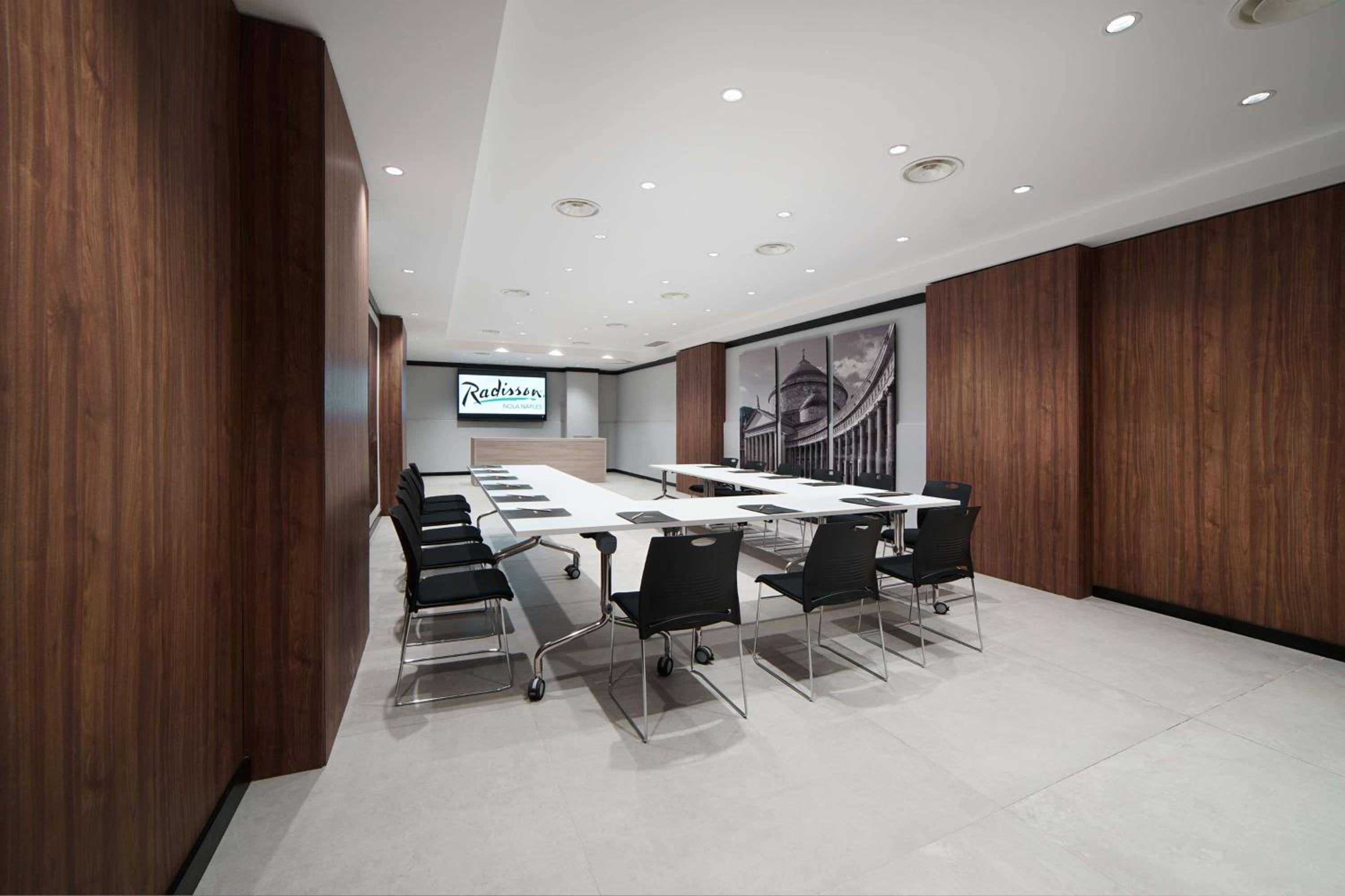 Radisson Hotel Nola Naples