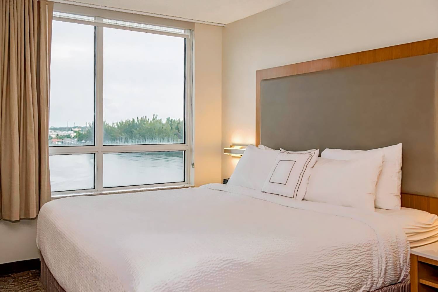 SpringHill Suites by Marriott Miami Airport South