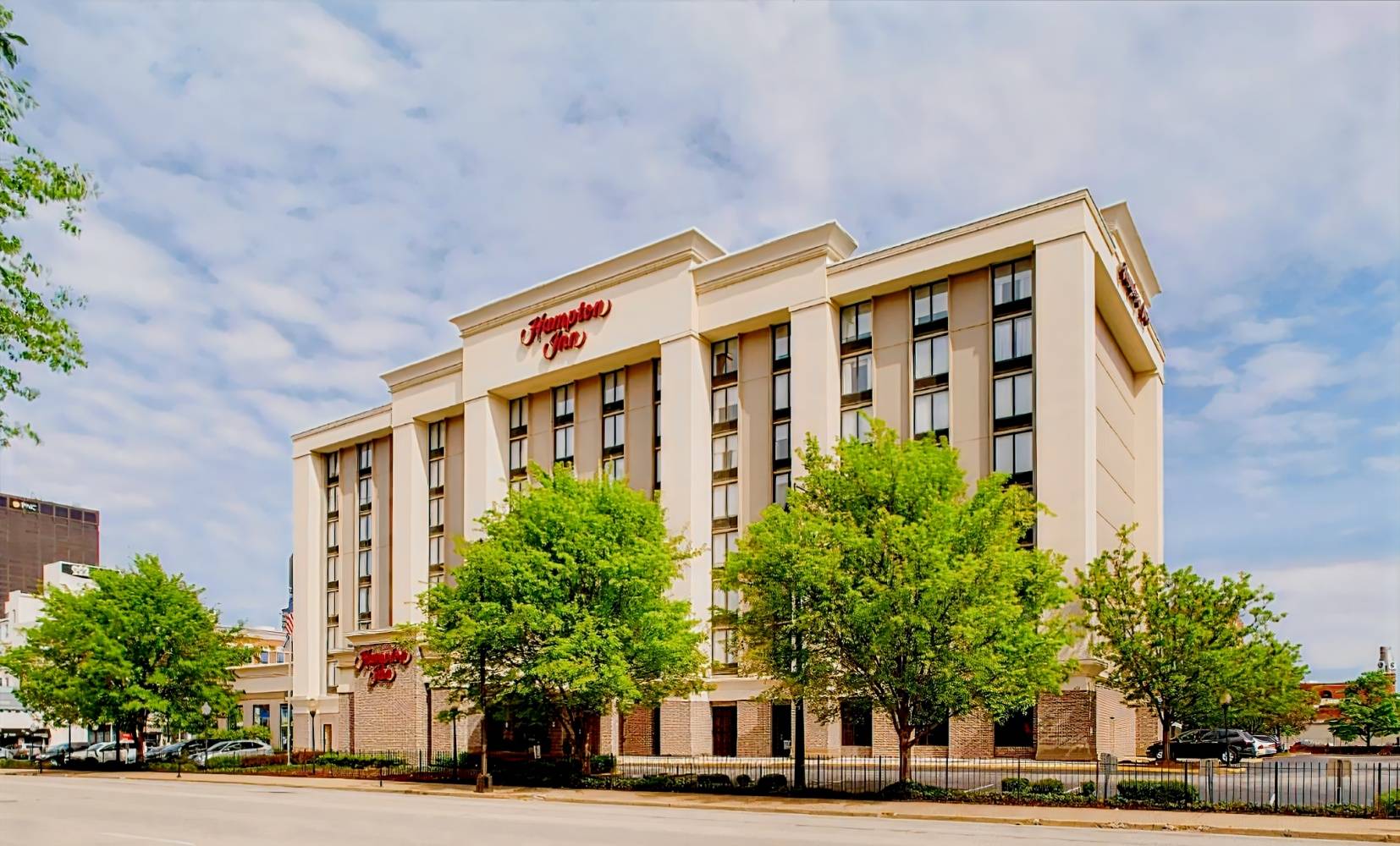 Hampton Inn Louisville Downtown