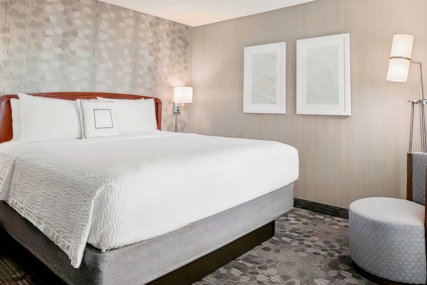 Courtyard by Marriott Chicago Bloomingdale