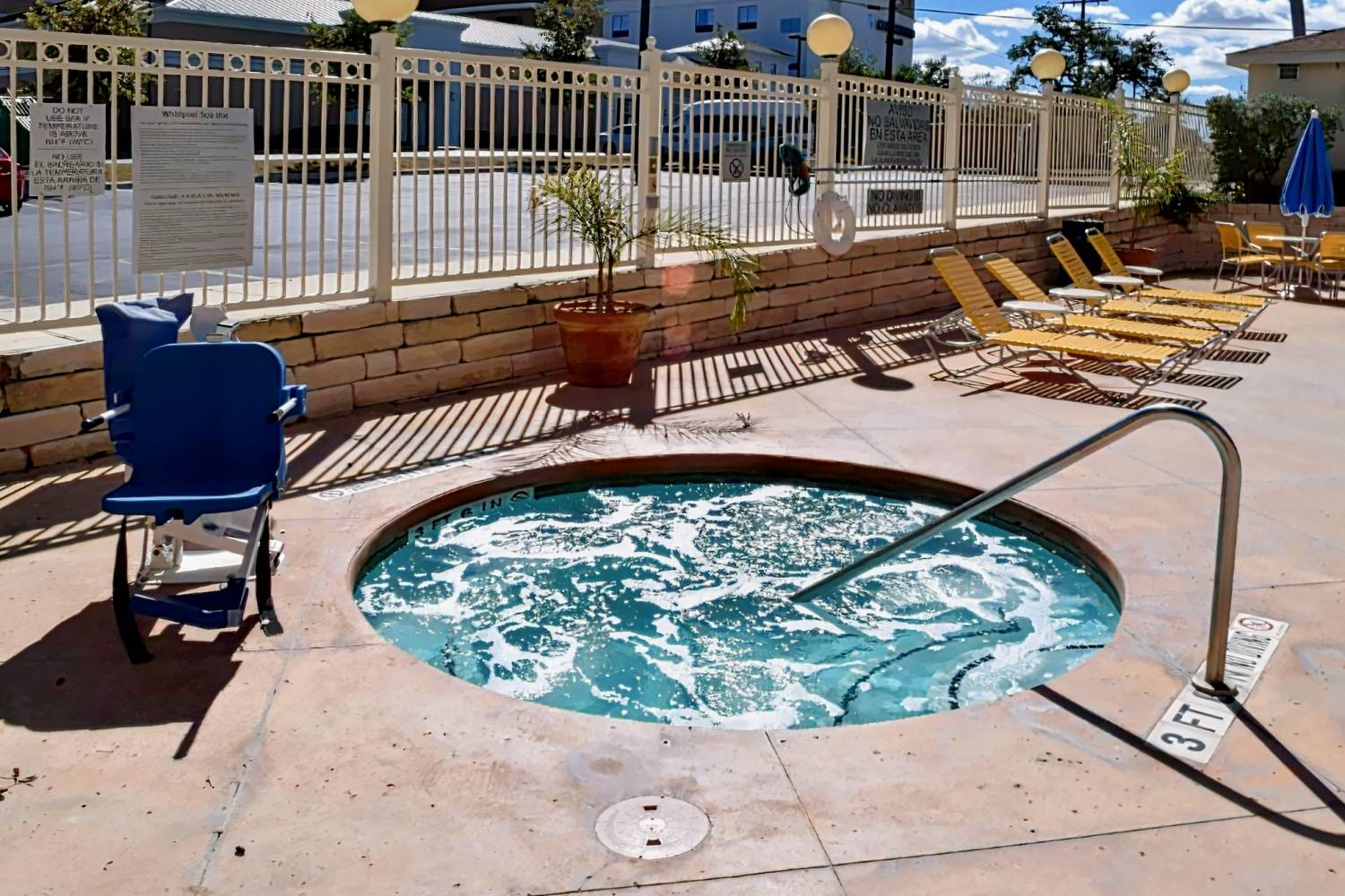 Fairfield Inn & Suites by Marriott San Antonio SeaWorld®/Westover Hills