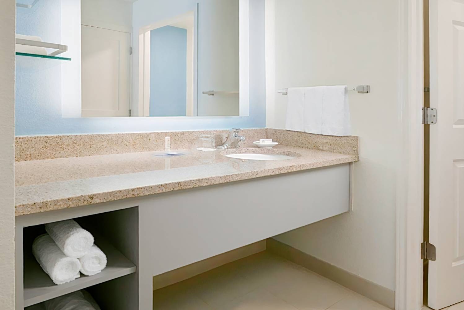 Residence Inn by Marriott Dallas Addison/Quorum Drive