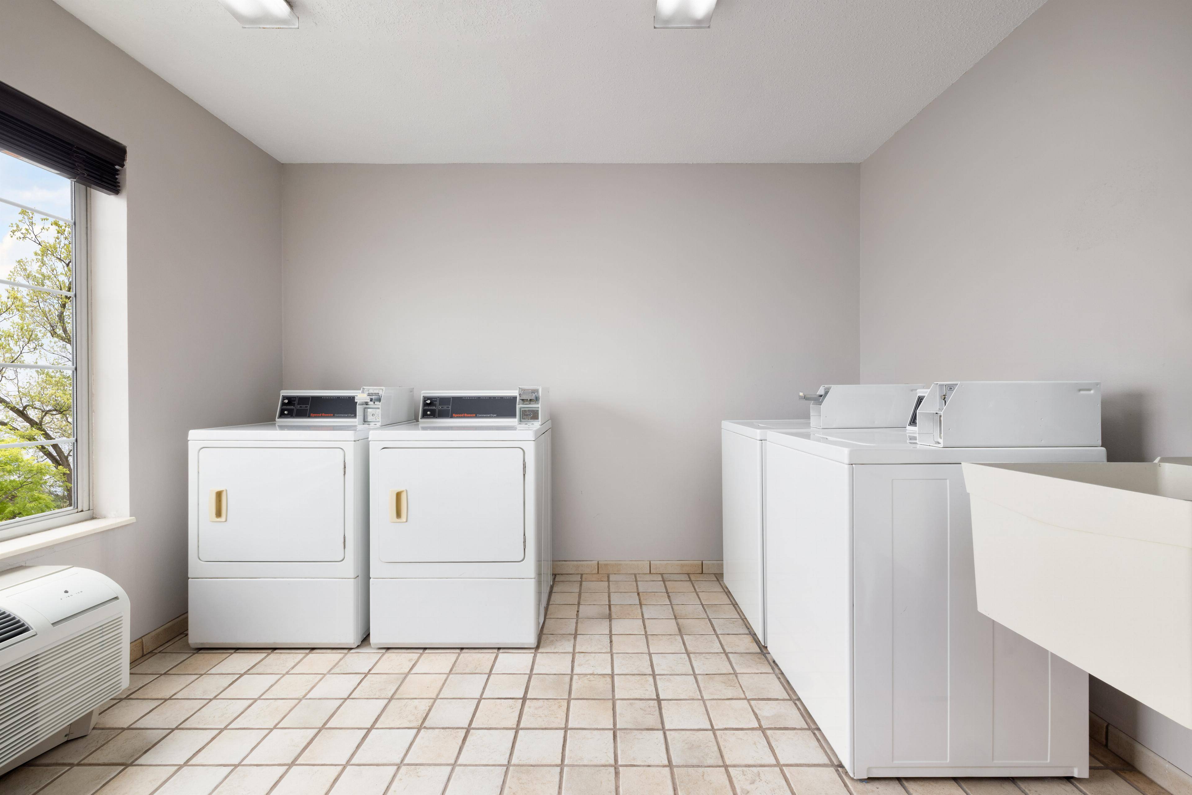 Country Inn & Suites by Radisson, Springfield, OH