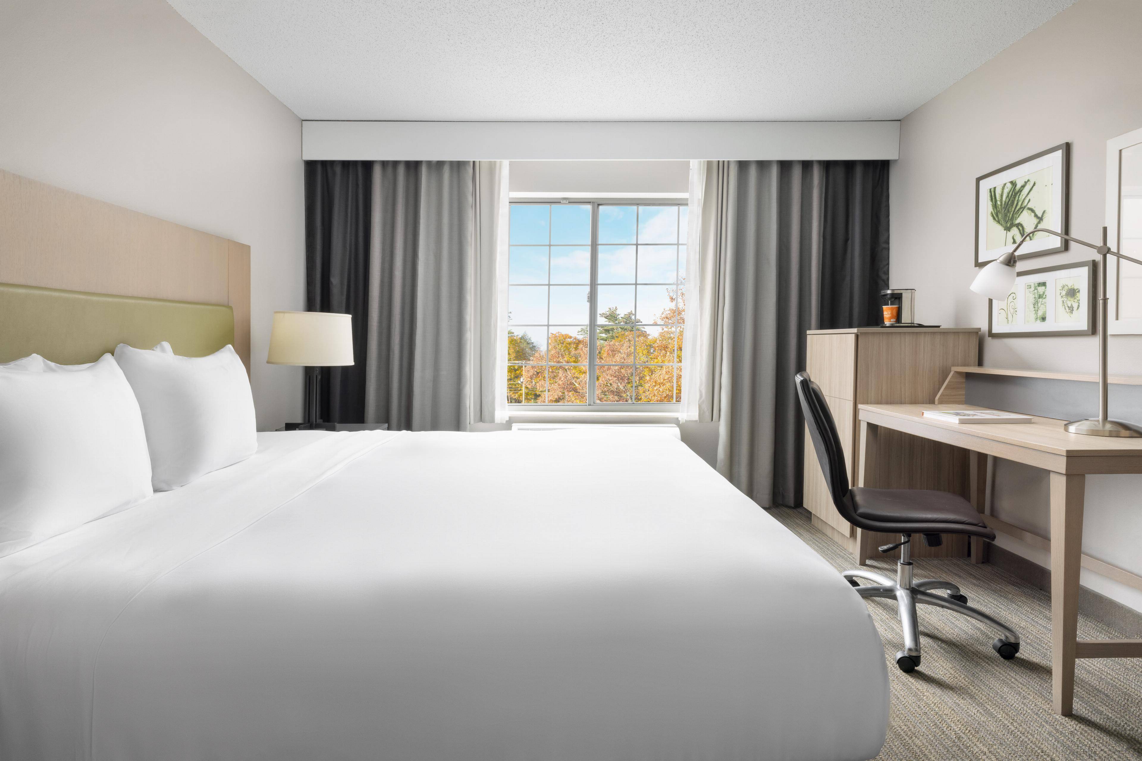 Country Inn & Suites by Radisson, Springfield, OH