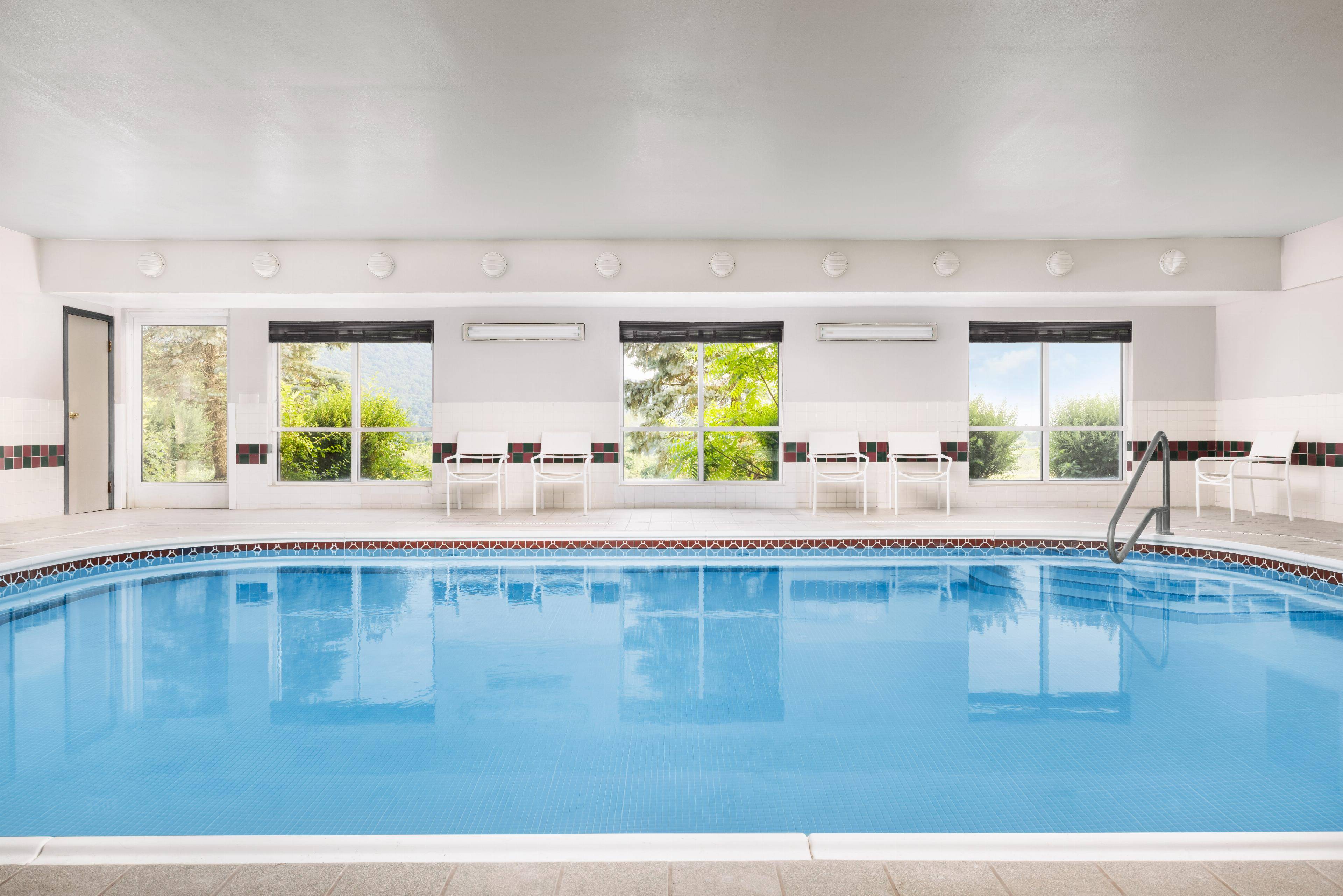 Country Inn & Suites Horseheads, NY